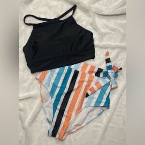 Women’s Medium High Neck 2-pc Swim Set